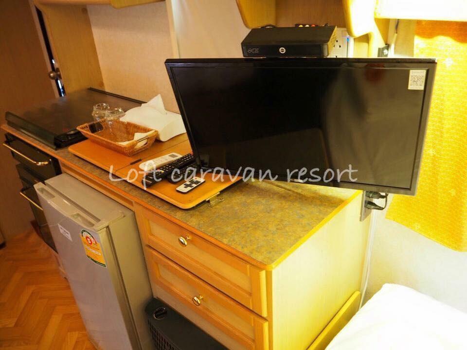 Loft Caravan Resort Haad Chao Samran Exterior photo