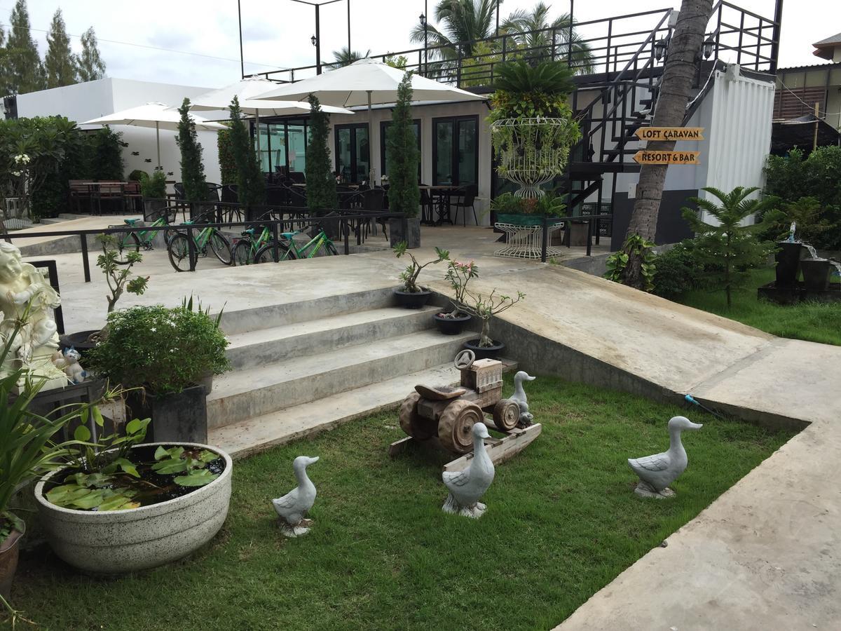 Loft Caravan Resort Haad Chao Samran Exterior photo