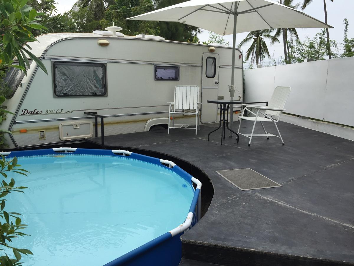 Loft Caravan Resort Haad Chao Samran Exterior photo
