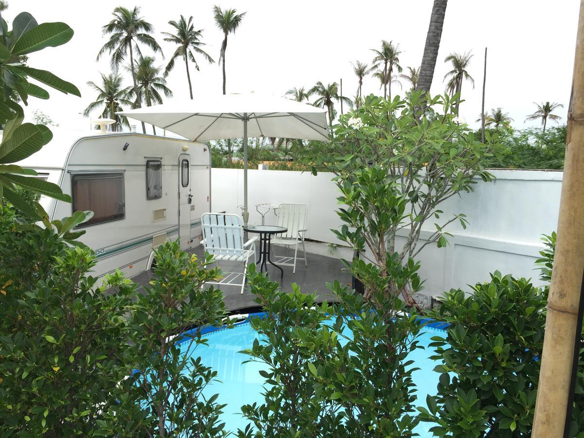 Loft Caravan Resort Haad Chao Samran Exterior photo