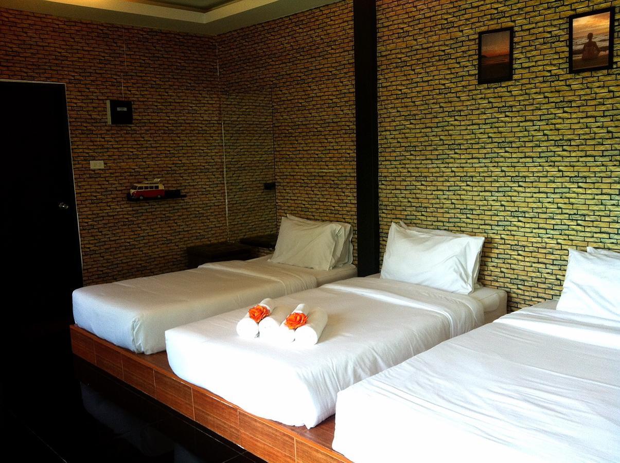 Loft Caravan Resort Haad Chao Samran Exterior photo